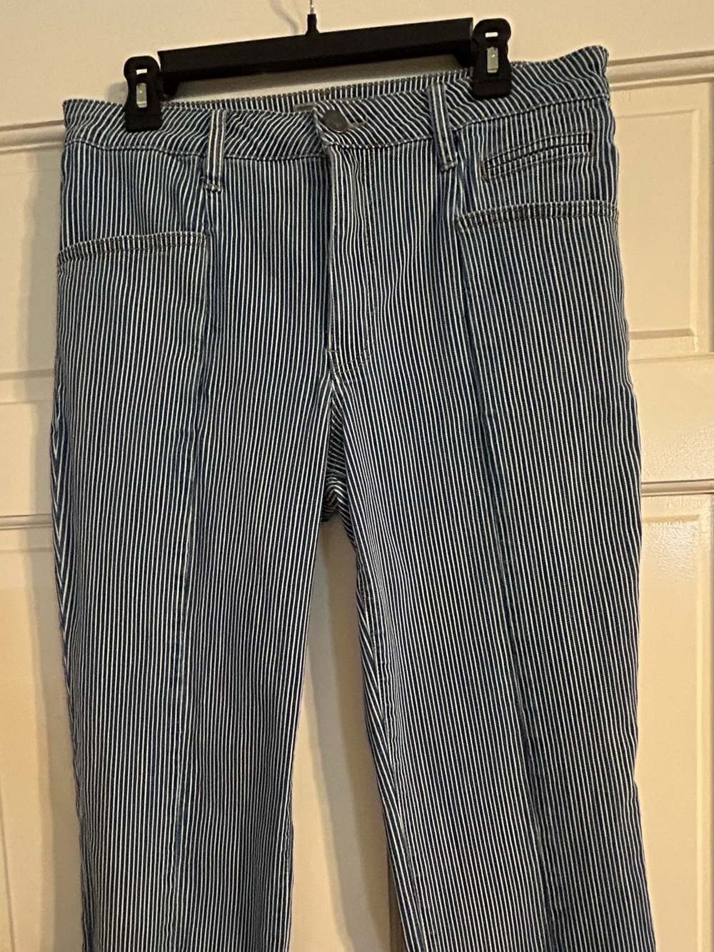 Kut from the Kloth Reese High Rise ankle straight Navy/White Vertical Stripes